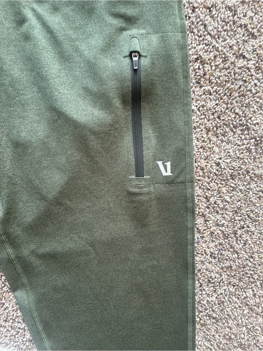 Vuori Sunday performance jogger men’s small green - Picture 2 of 4